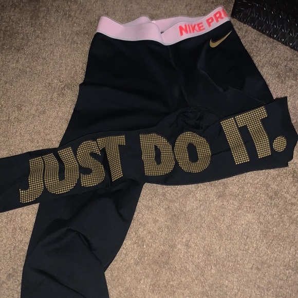 Nike fleece lined leggings - Picture 2 of 4